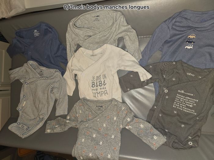 Lot de vêtements garçons 0/3mois - photo numéro 7