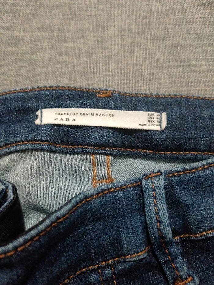 C62 jeans marine Zara 36 - photo numéro 3