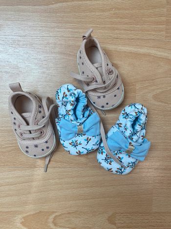 2 paires de chaussons