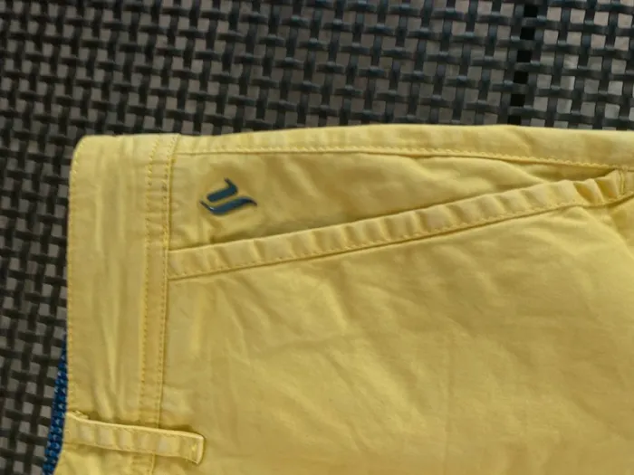 Très beau short 🩳 chino Sun valley 38 - photo numéro 2