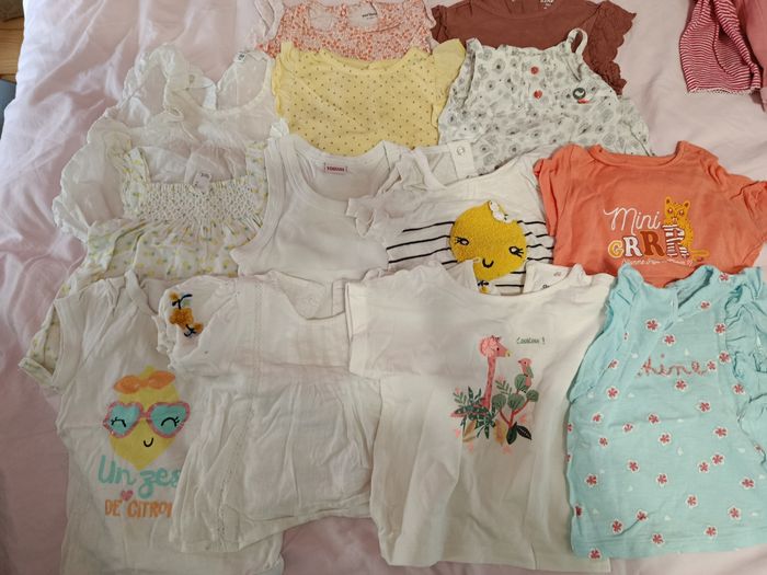 Lot vêtements fille 9 mois - photo numéro 3