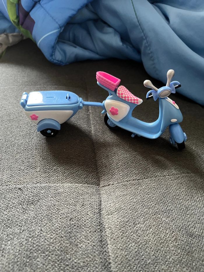 Scooter fashion polly