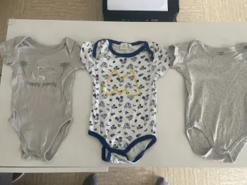 Lots bodie bébé 18 mois
