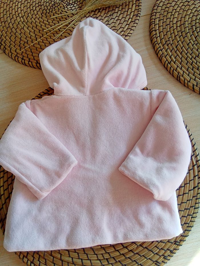 Gilet en velours rose avec capuche Kiabi 3 mois - photo numéro 5
