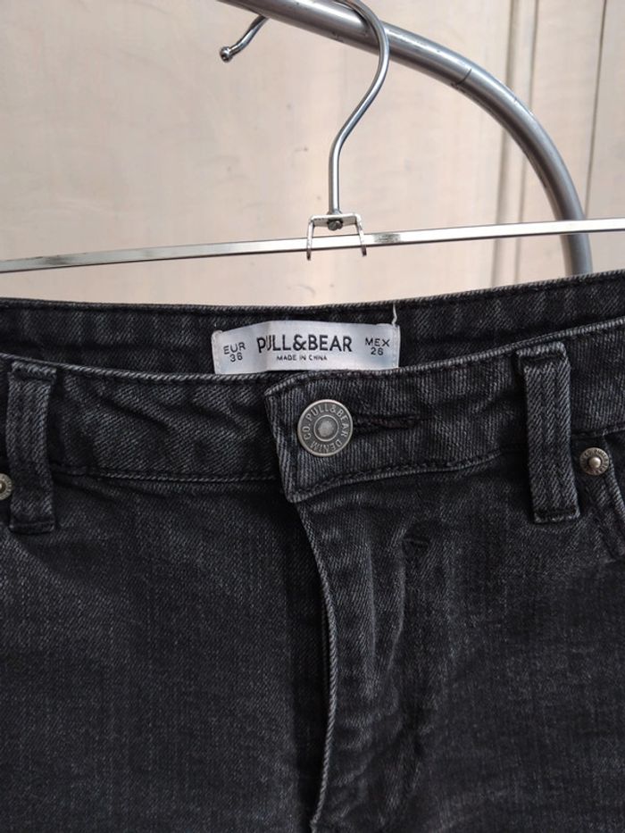 Short en jean noir - photo numéro 4