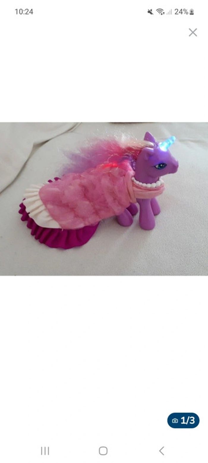 Licorne poney Lily Light my little pony
électronique