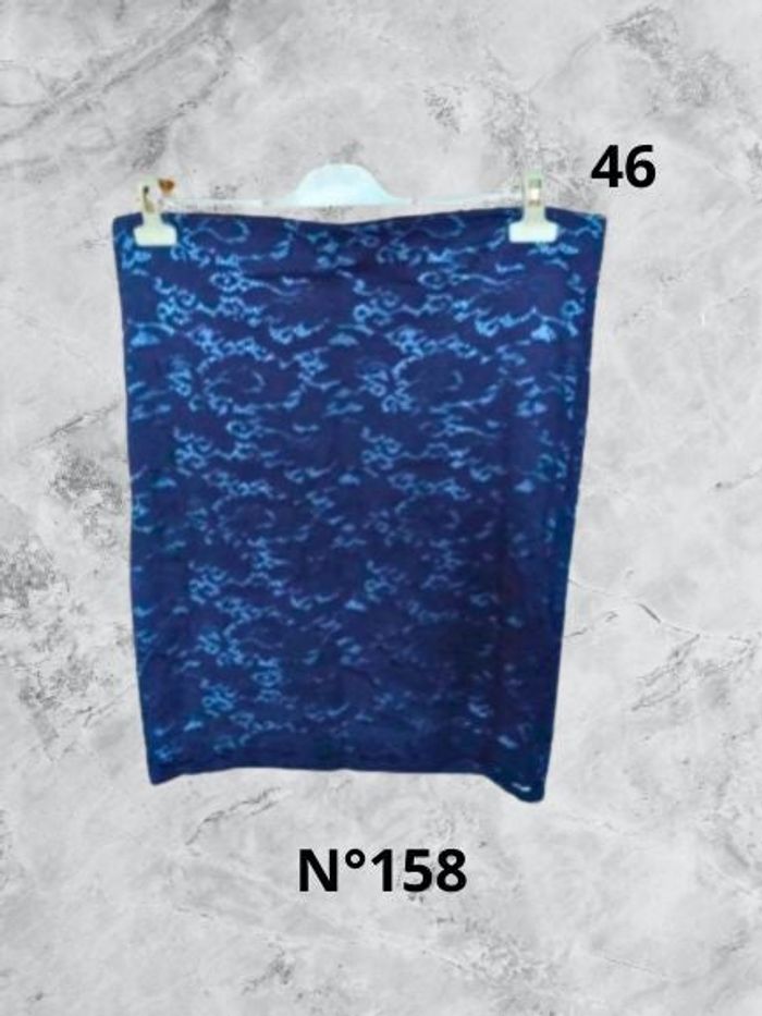 N°158 Jupe bleu/dentelle T46. MS Mode.