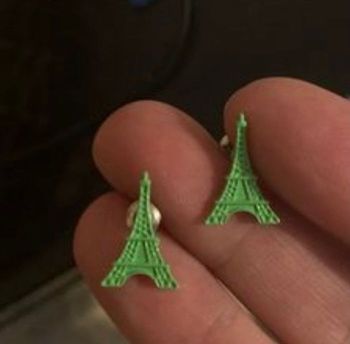Boucles d’oreilles tour effel