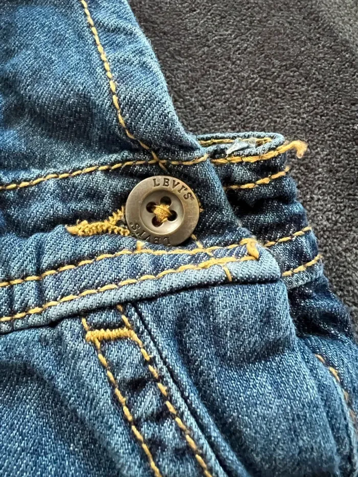 Salopette short levi’s 24 mois - photo numéro 3