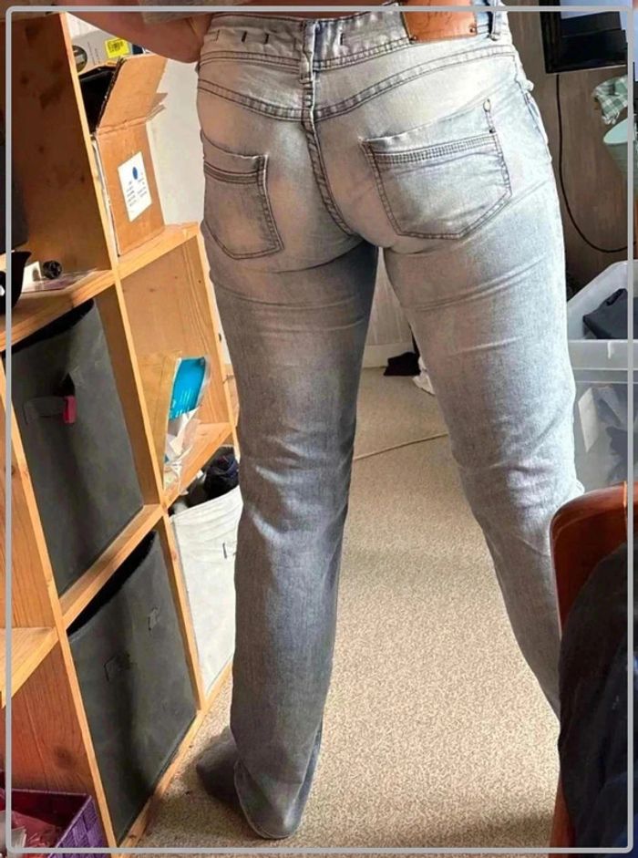 Jeans taille 38 marque jennyfer - photo numéro 2