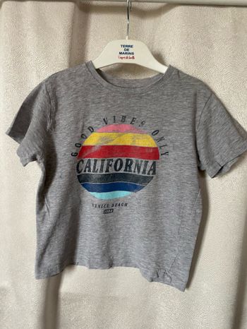 T-shirt gris california 5/6 ans Primark