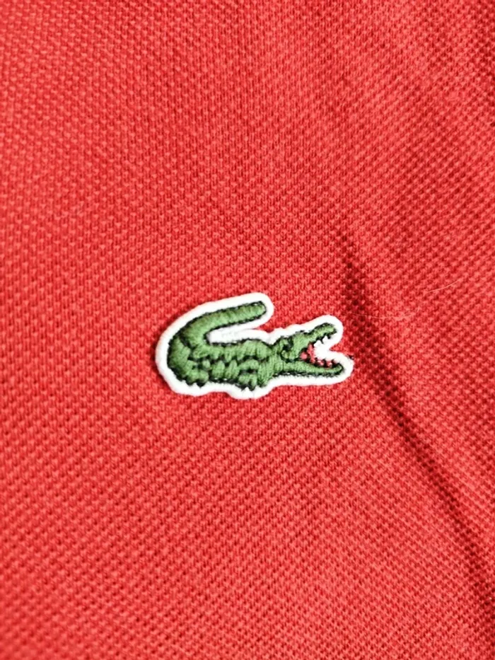 Polo Lacoste rouge/rouille taille 6 - photo numéro 4