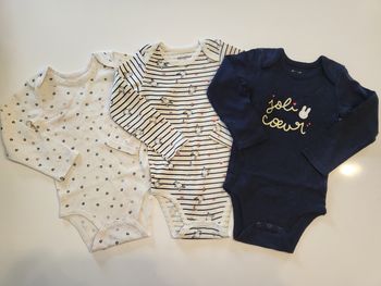 Lots 3 bodies manches longues  23 mois Orchestra