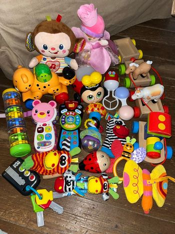 Gros lot de jouets
