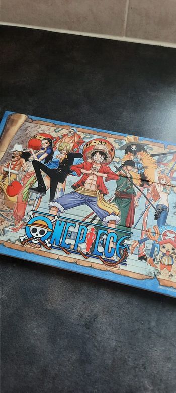 Cadre one piece