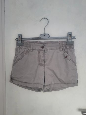 Short gris Esprit Taille 12 ans