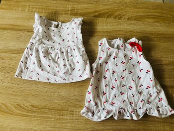 Lot robes cerises