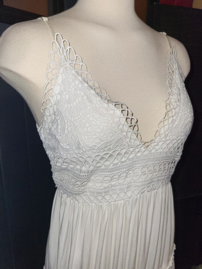 Magnifique robe d'été crème - photo numéro 3