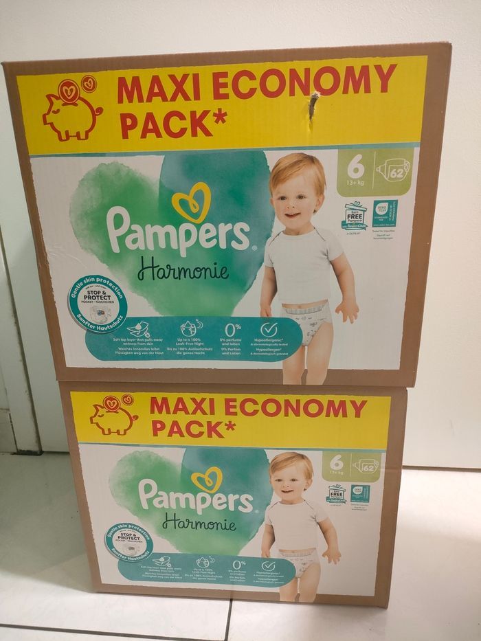 couches  Pampers  taille 6
