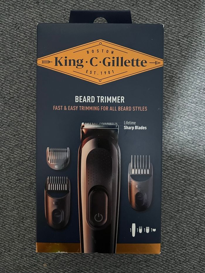 Tondeuse barbe King c gilette