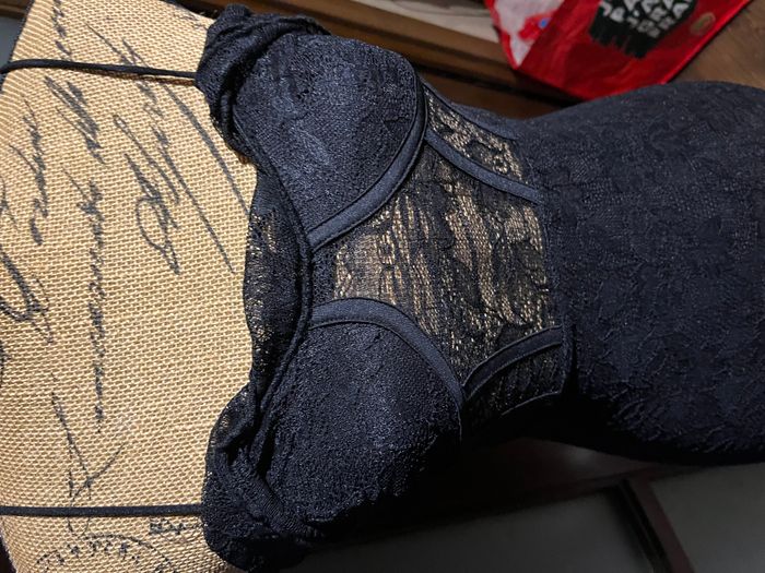 Robe courte dentelle noire Bershka xs-34 - photo numéro 4
