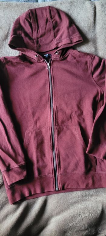 Veste à capuche pour jouer dehors