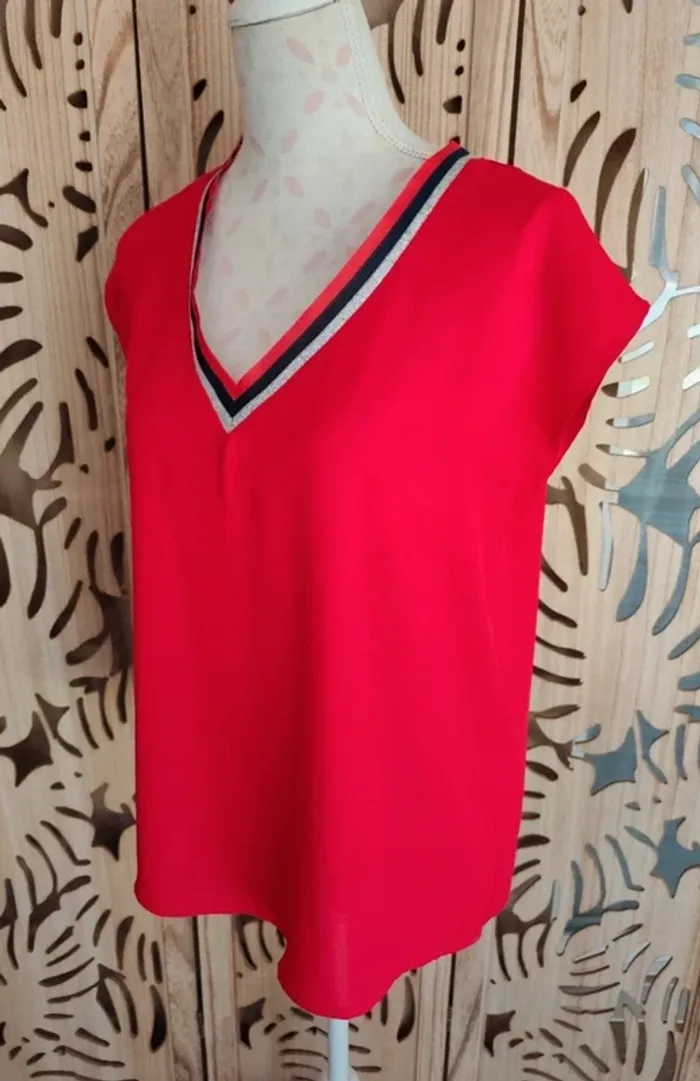 Blouse col V Taille 2 Rue des Abbesses - photo numéro 2