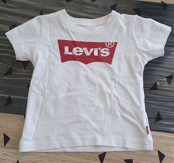T-shirt Levi's
