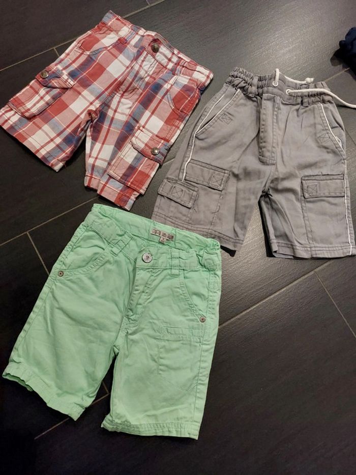 Lot de 3 shorts taille 4 ans