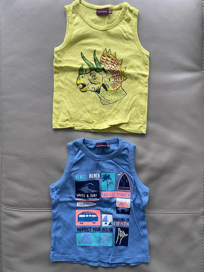 Lot débardeur t shirt 2 ans