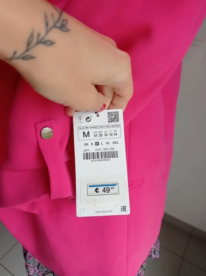 Magnifique blazer rose fushia habillé manches trois quart neuf avec étiquette T.M Zara - photo numéro 4