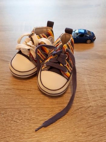 chaussure bébé multicolore