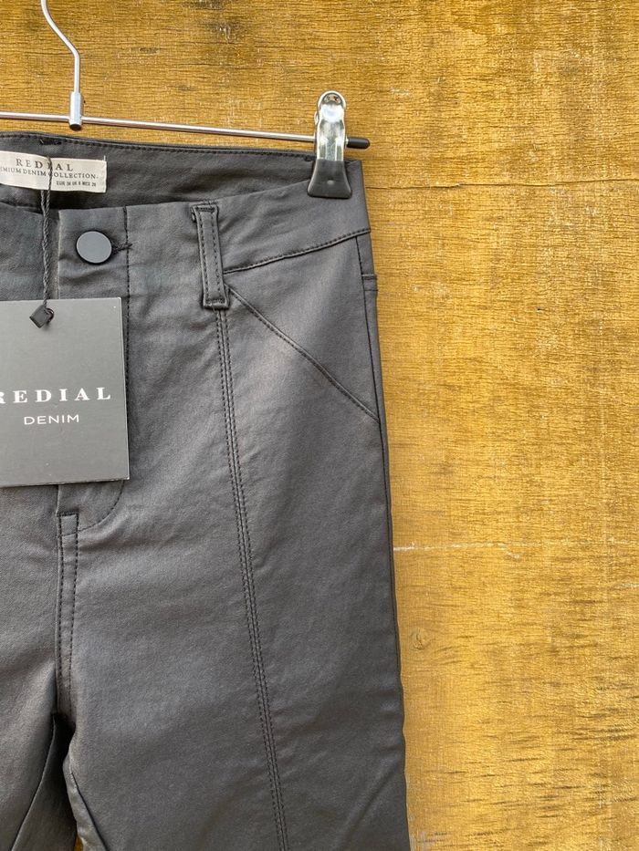 Pantalon en simili cuir noir Redial - photo numéro 4