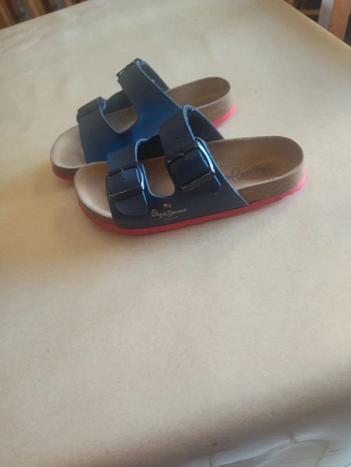 Claquettes bleu marine