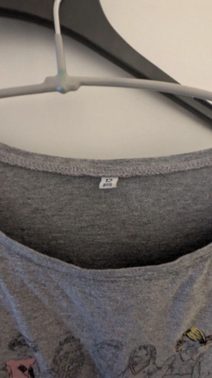 Tee shirt taille 12 ans - photo numéro 3