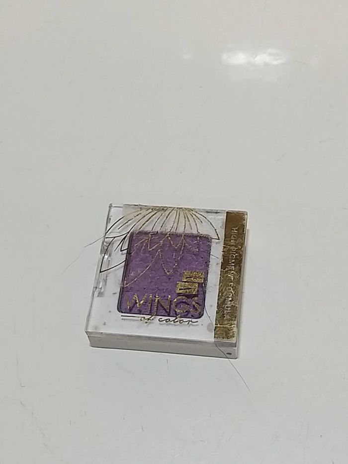 Fard à paupières violet