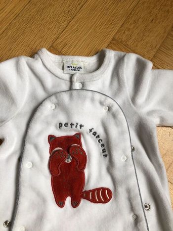 Deux pyjamas velours 1 mois
