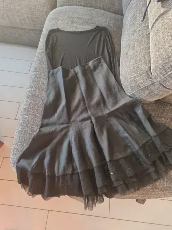 Lot d'une jupe et haut noir