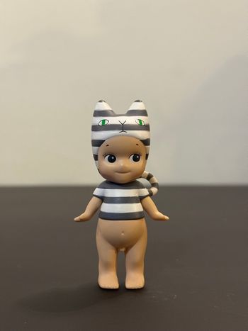 Donna Wilson Sonny Angel 