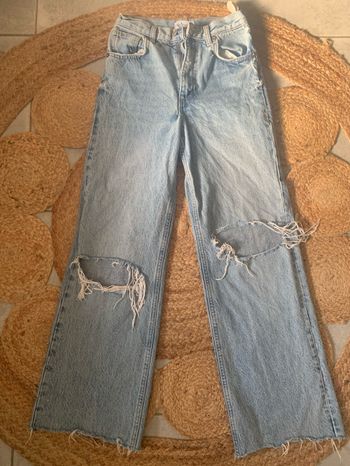 Jean troué Zara taille 34