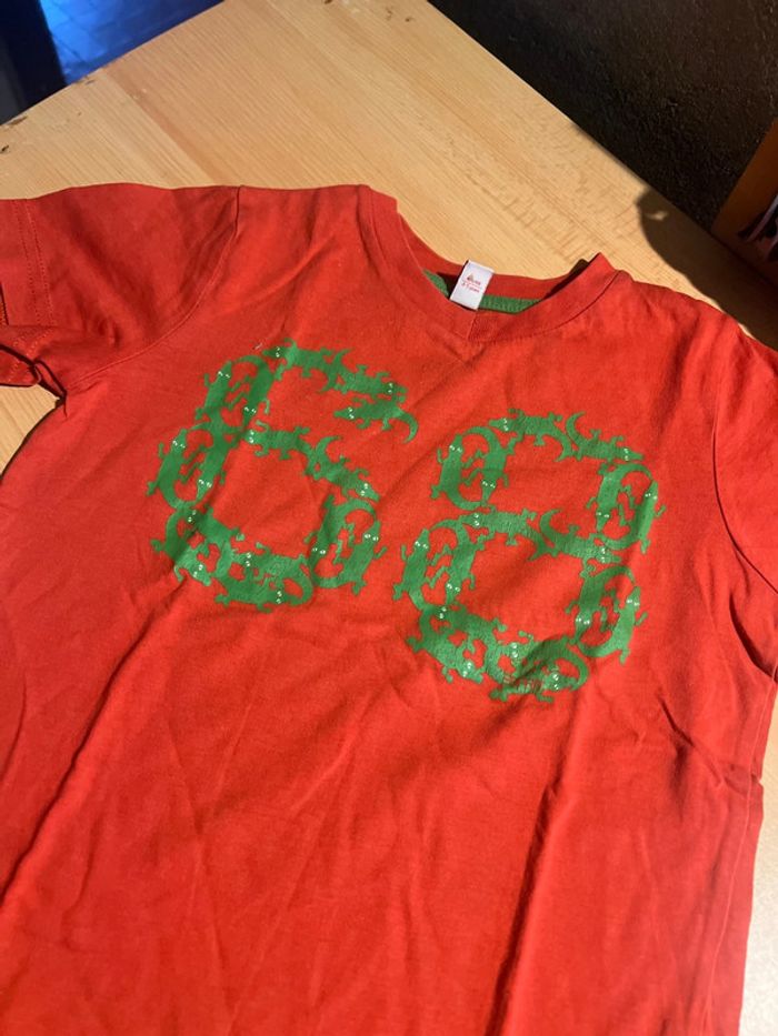 T-shirt rouge - photo numéro 2