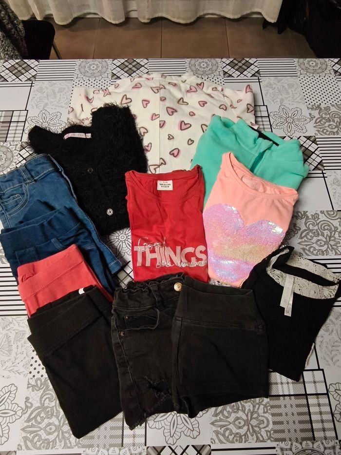 Lot vêtements fille 8 ans