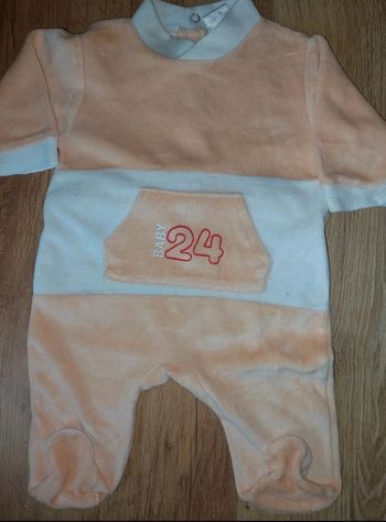 Pyjama grenouillère T : 1 mois