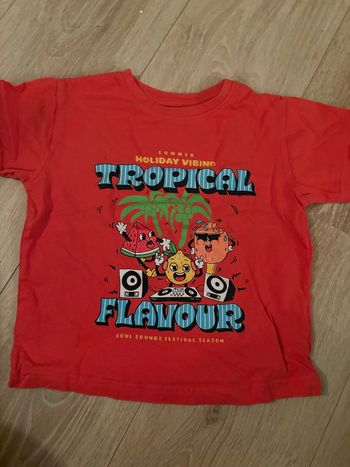 T-shirt 3-4 ans