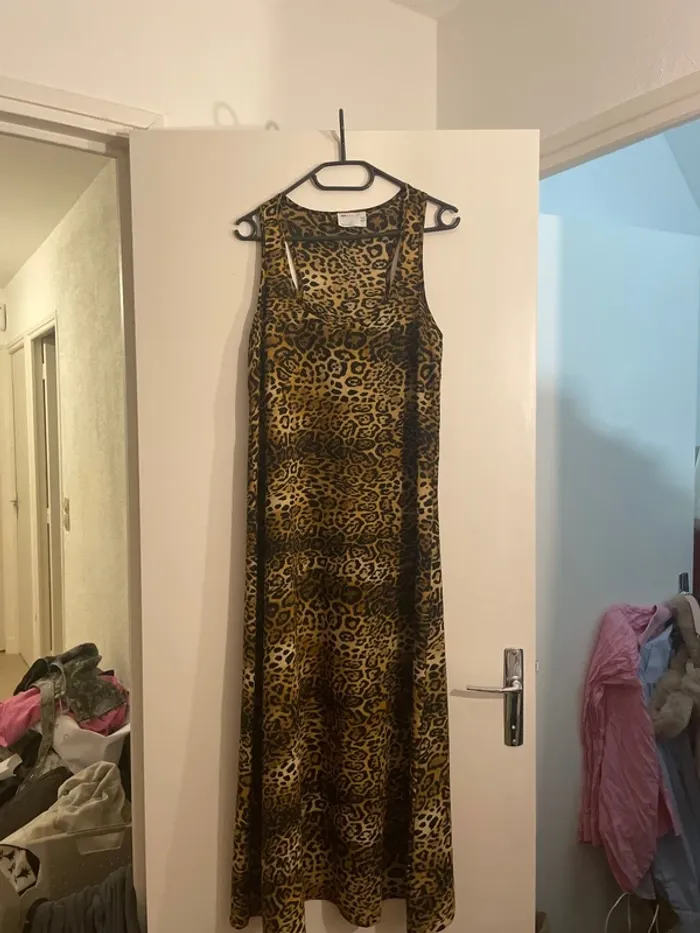 Robe motif léopard Asos - photo numéro 2