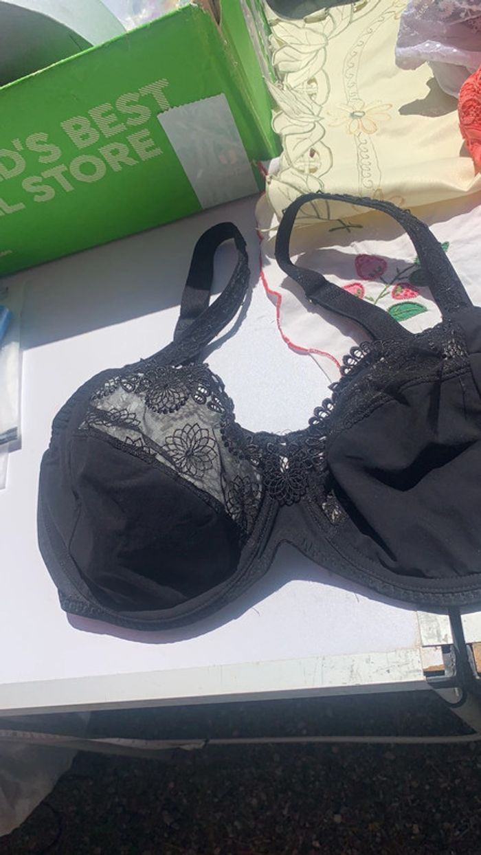 Lot de 5 soutien gorge taille 95C - photo numéro 3