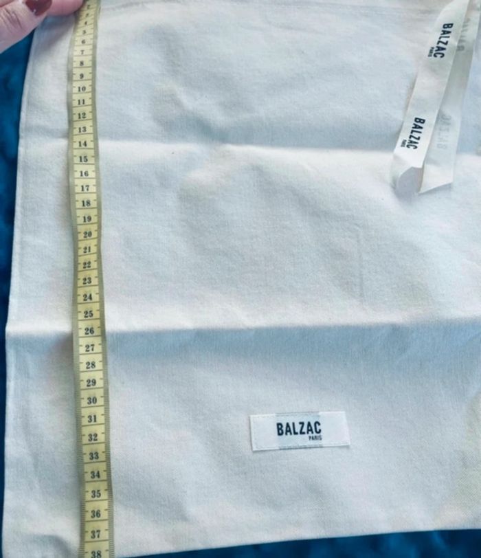 Sac en tissu anti-poussière Balzac Paris – Neuf - photo numéro 4