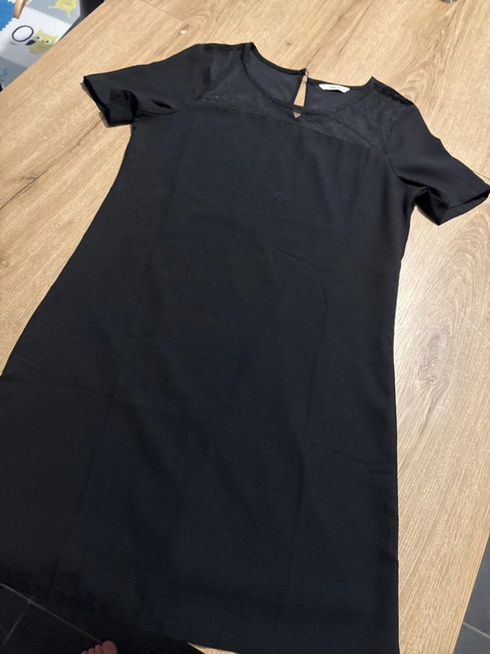 Jolie robe noire - photo numéro 5