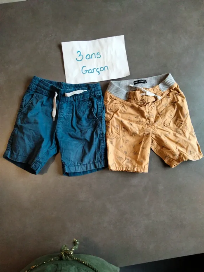 Lot shorts