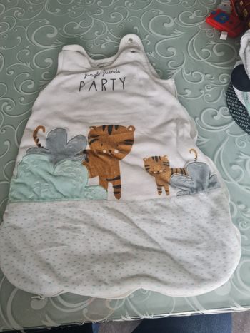 Gigoteuse velours kiabi 0-6 mois